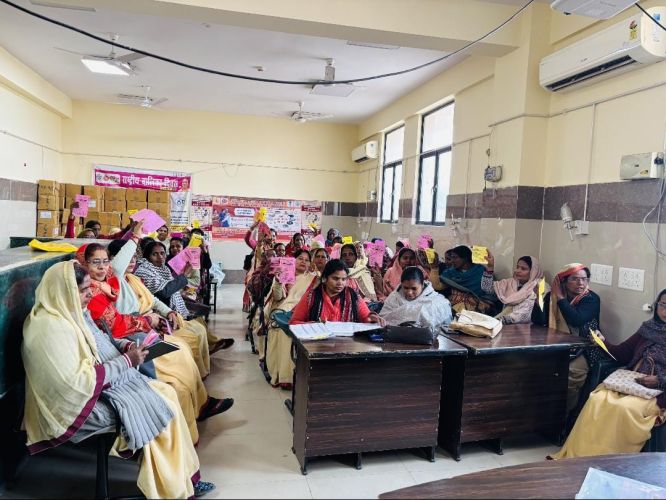 Health Dialogue on Cancer Awareness Organized at CHC Gosainganj by Kalyan Singh Cancer Institute