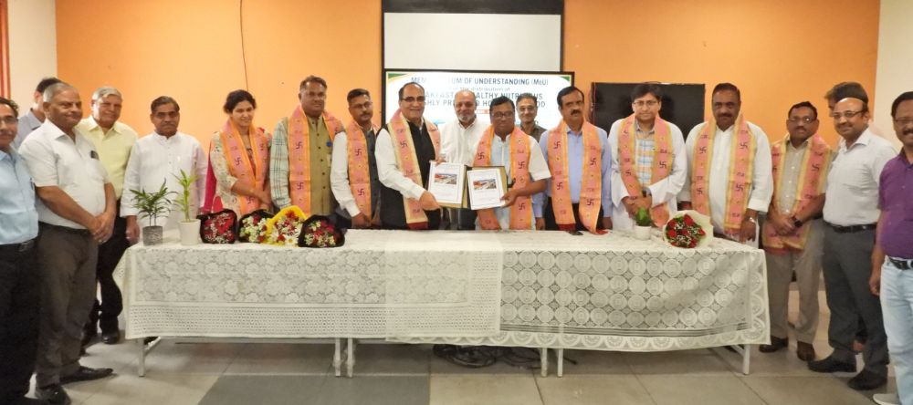 Free Breakfast, Lunch and Dinner for Caregivers of Cancer Patients at Kalyan Singh Super Speciality Cancer Institute.